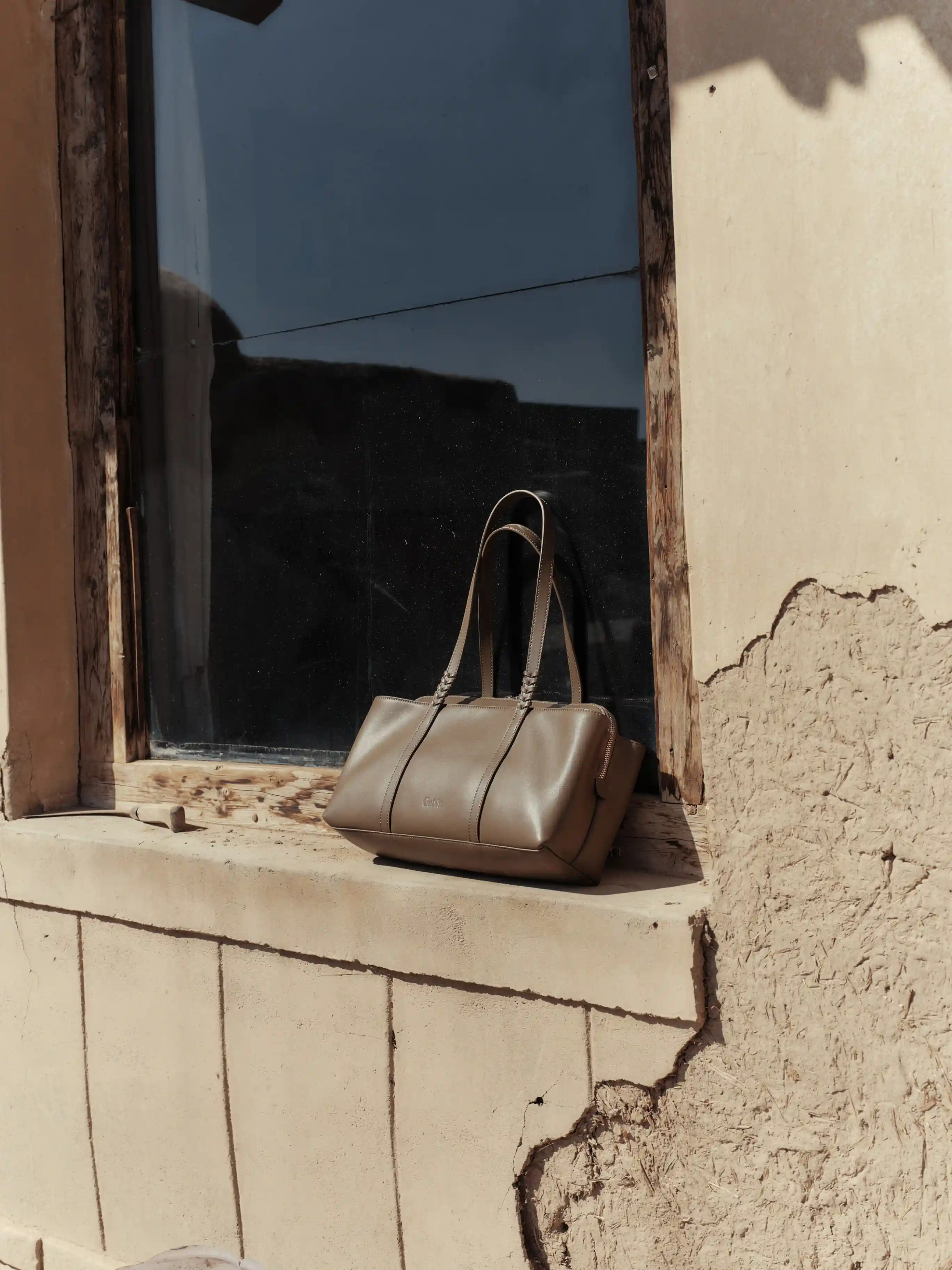 Aimee Shoulder Bag 13