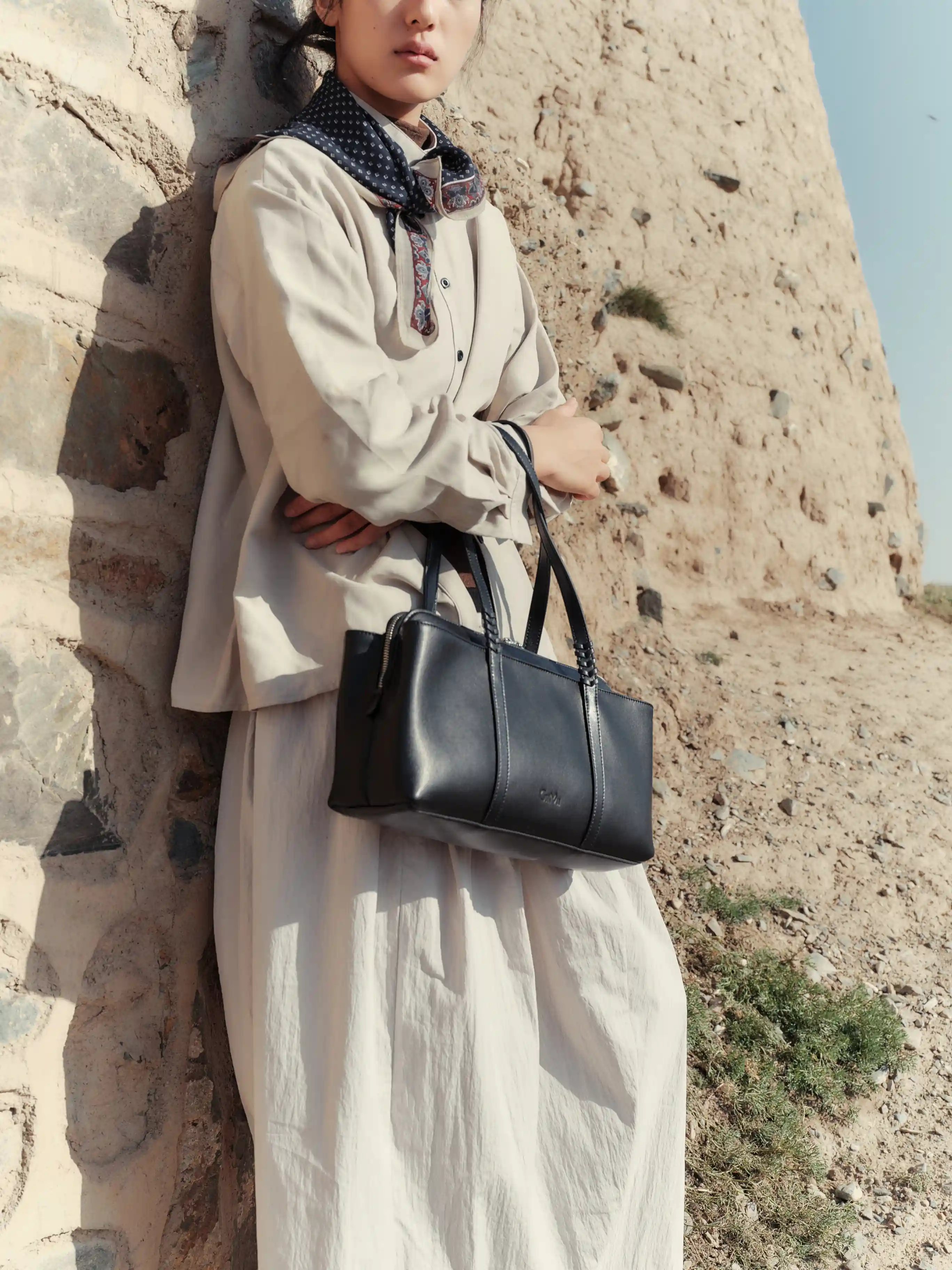 Aimee Shoulder Bag Outdoor 12