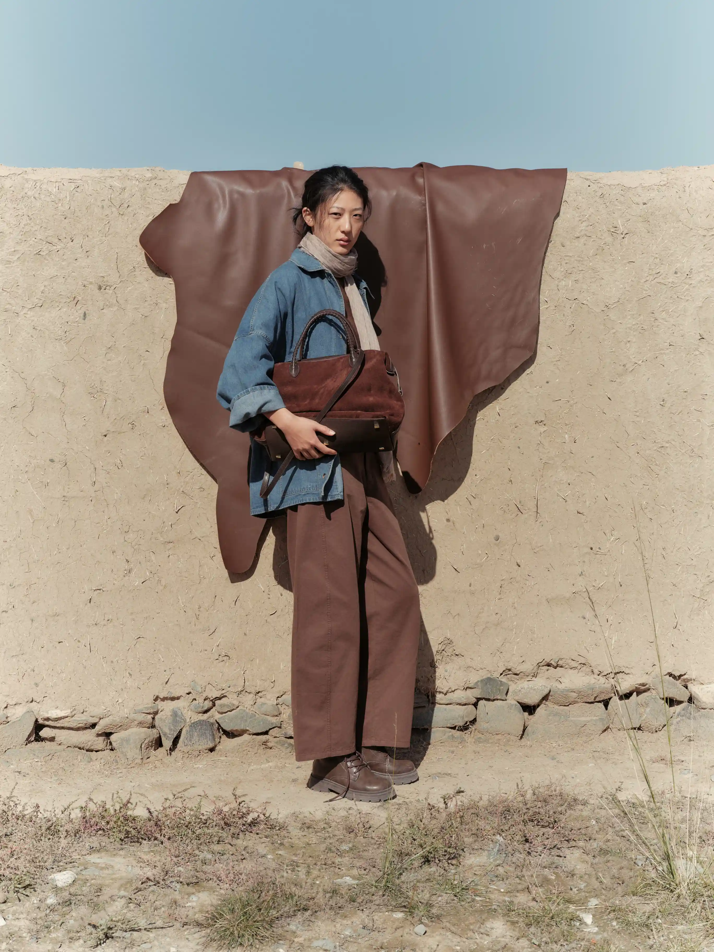 Alma Handbag Outdoor 2