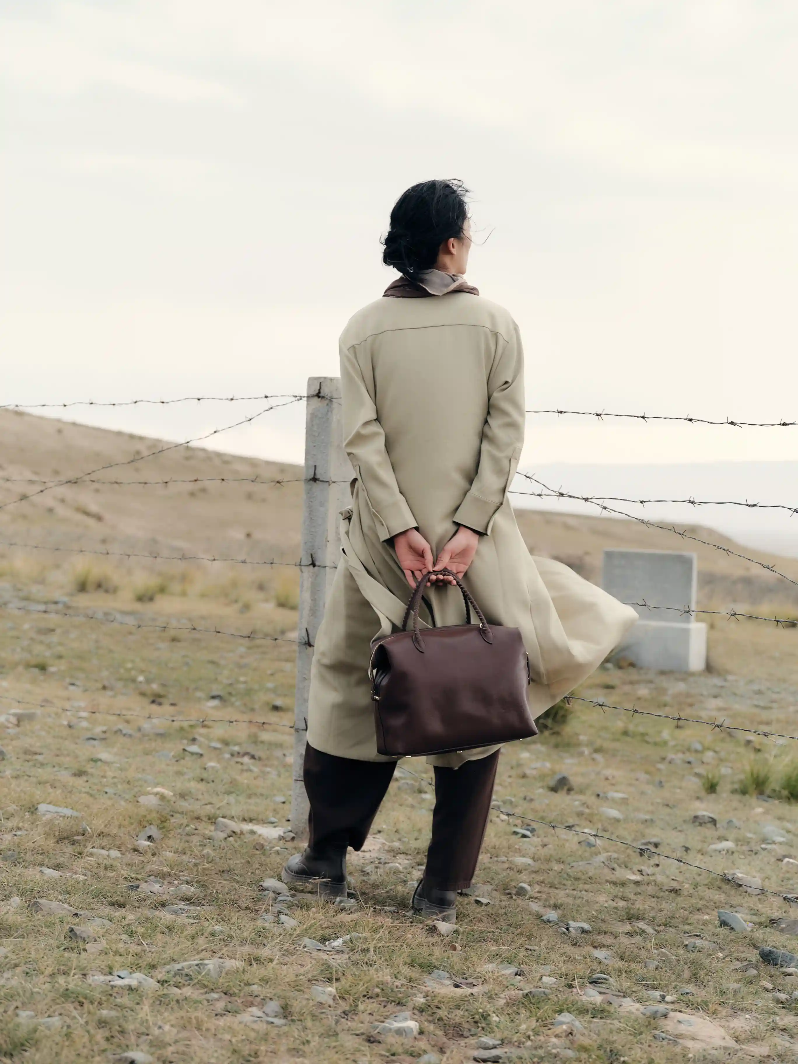 Alma Handbag Outdoor 8