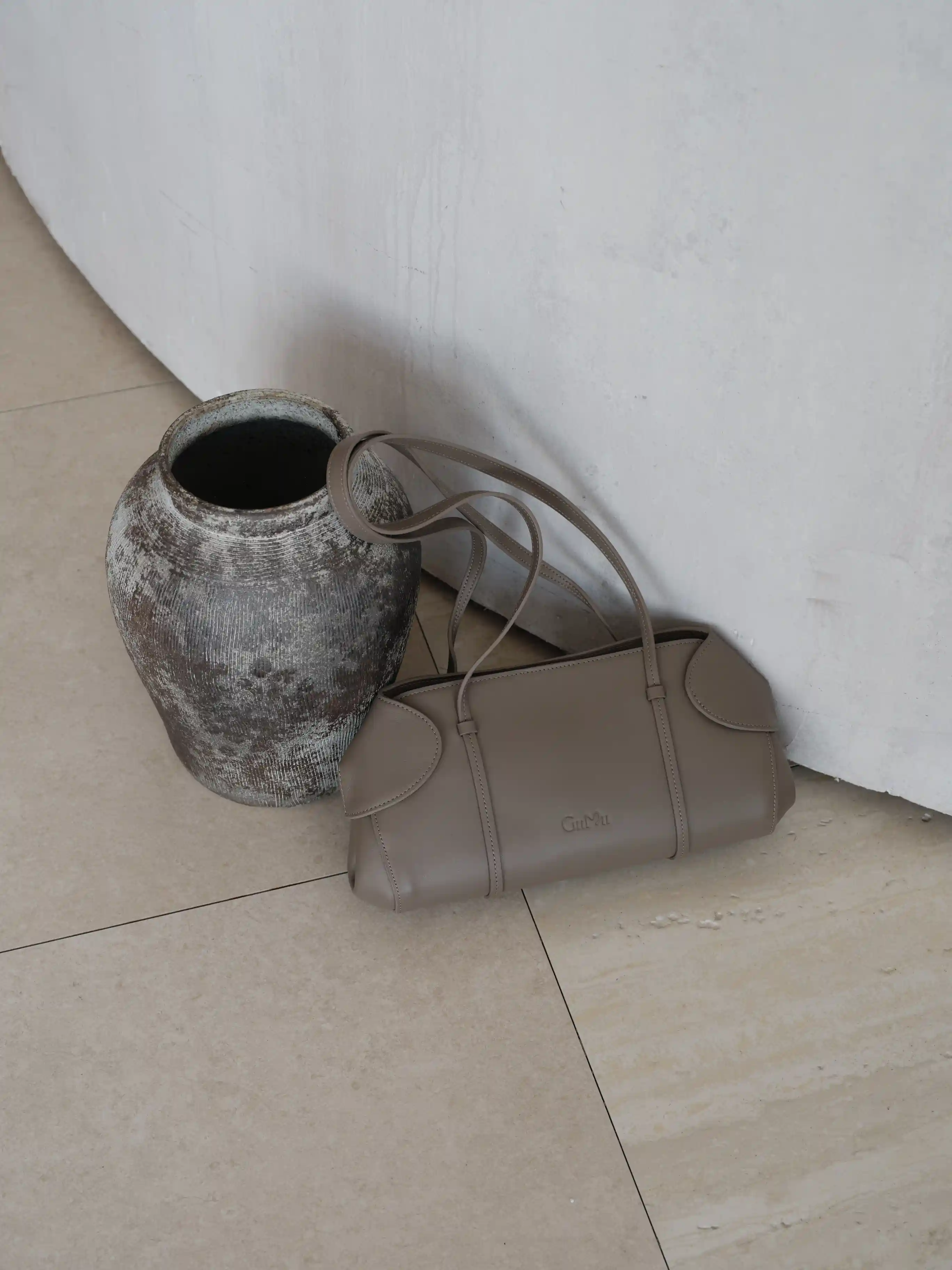 Douce Shoulder Bag 4