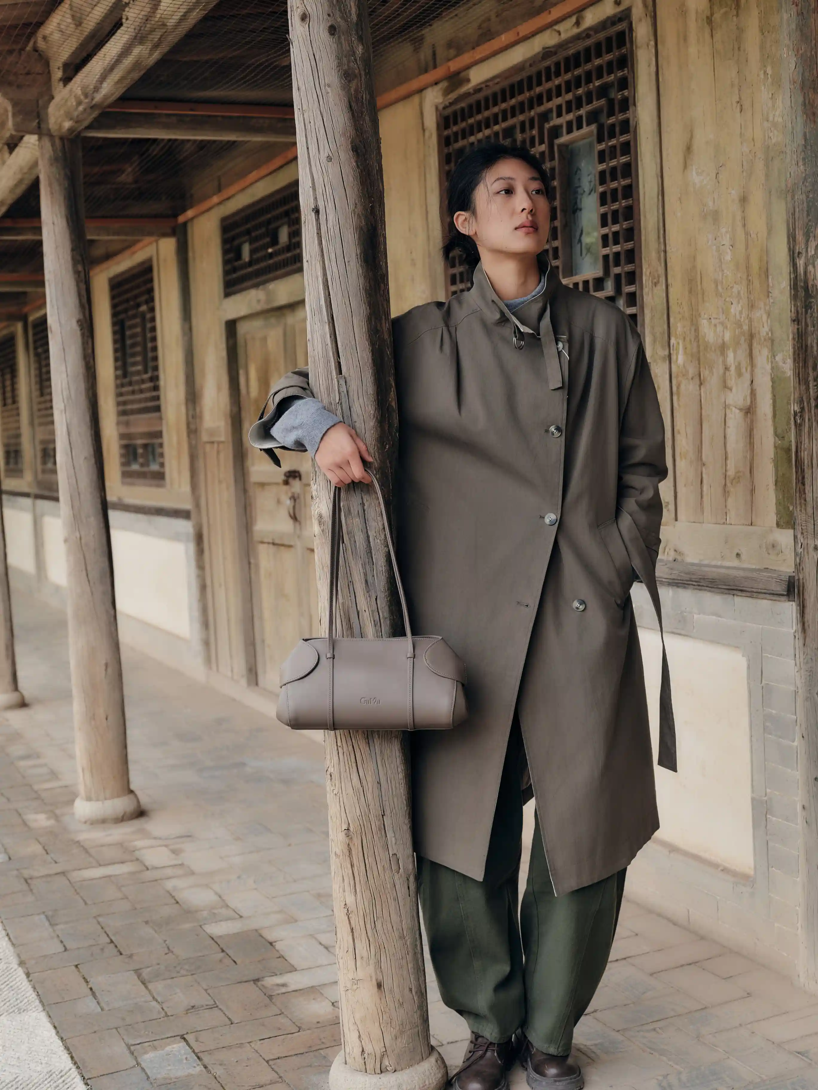 Douce Shoulder Bag Outdoor 3