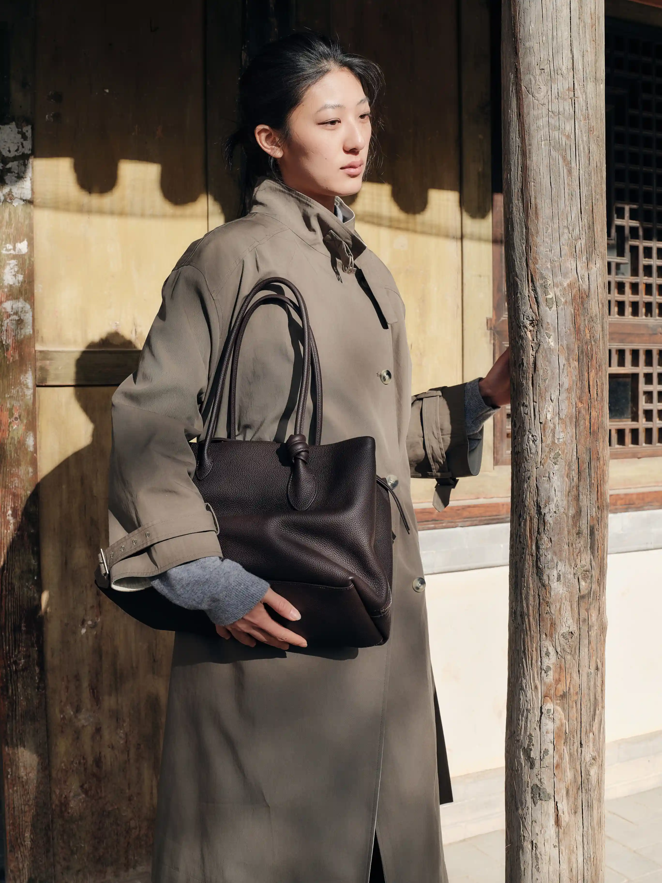 Kate Handbag Outdoor 2