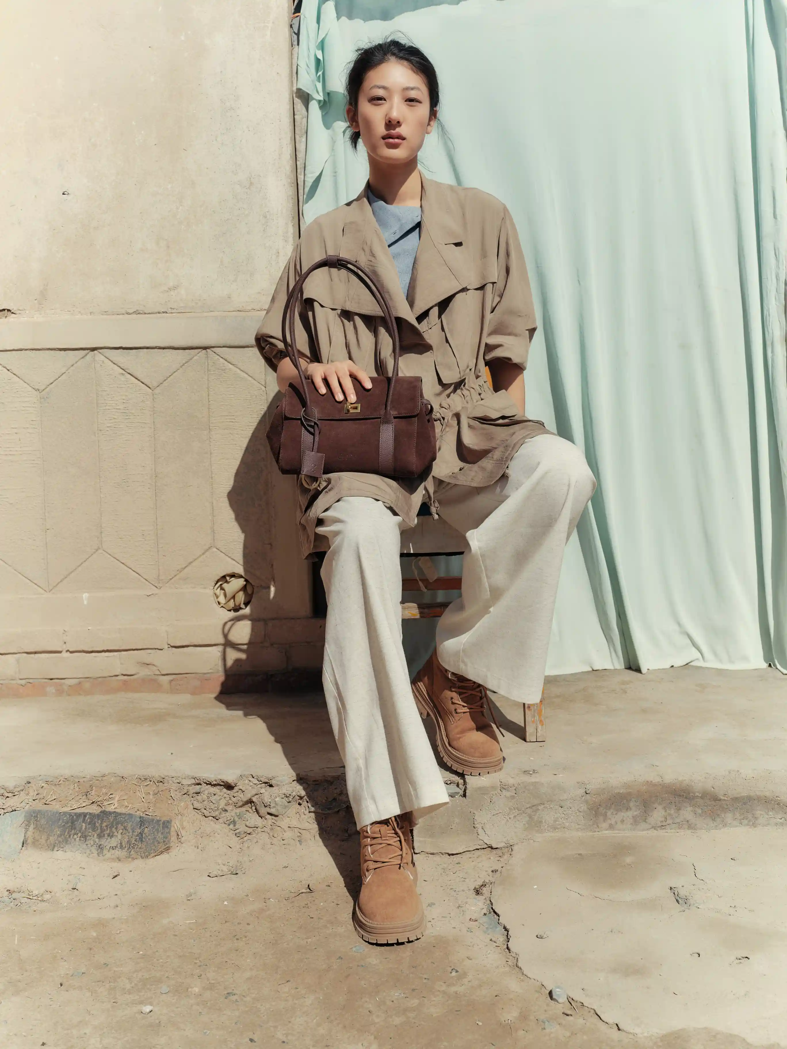 You Shoulder Bag Indoor 4