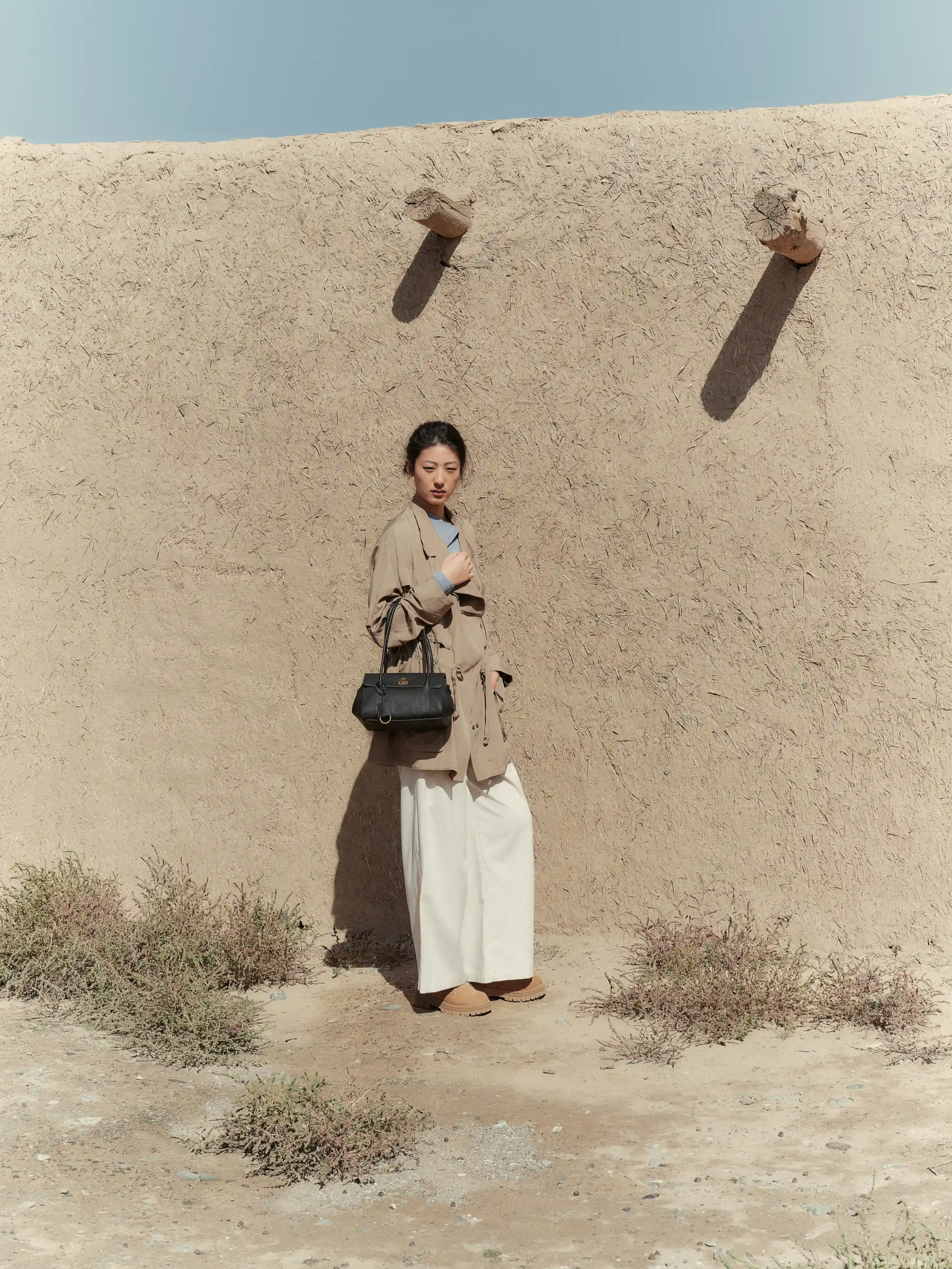 You Shoulder Bag Indoor 5